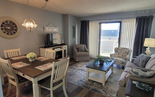 8th Floor Tower 1 (Summer Rental)