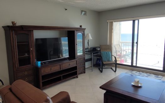 8th Floor Tower 1 (YearlyRental)