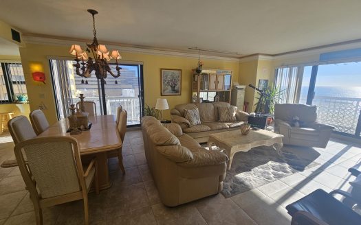 8th Floor Tower 1 (Summer Rental)